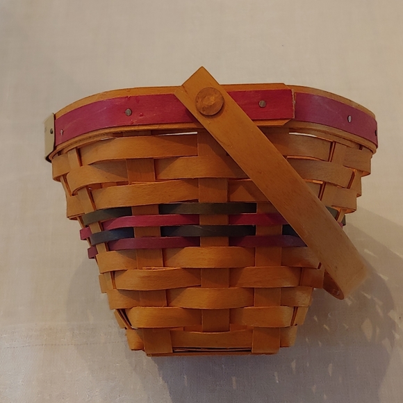 Longaberger Award Basket - Picture 10 of 15